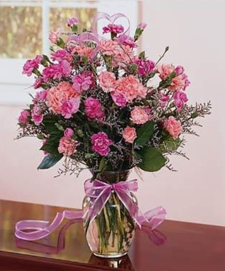 Pretty Pink Carnations in Clear Vase